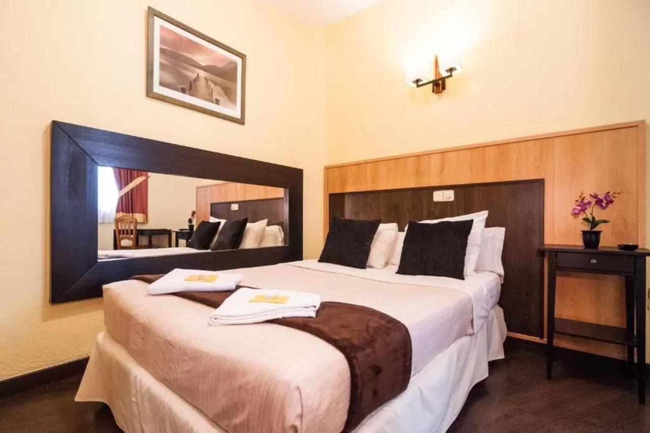 Hostal Gallardo Мадрид Екстер'єр фото